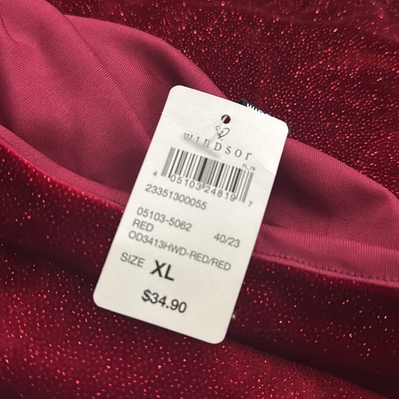 Sparkly Red mini velvet dress - Picture 6 of 7